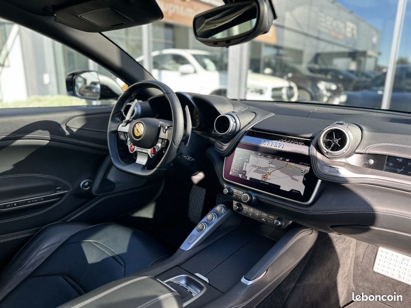 Ferrari GTC4LUSSO V8 3.9 T 610CH (image 40)