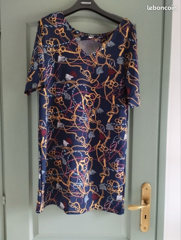 Robe a motifs (image 1)