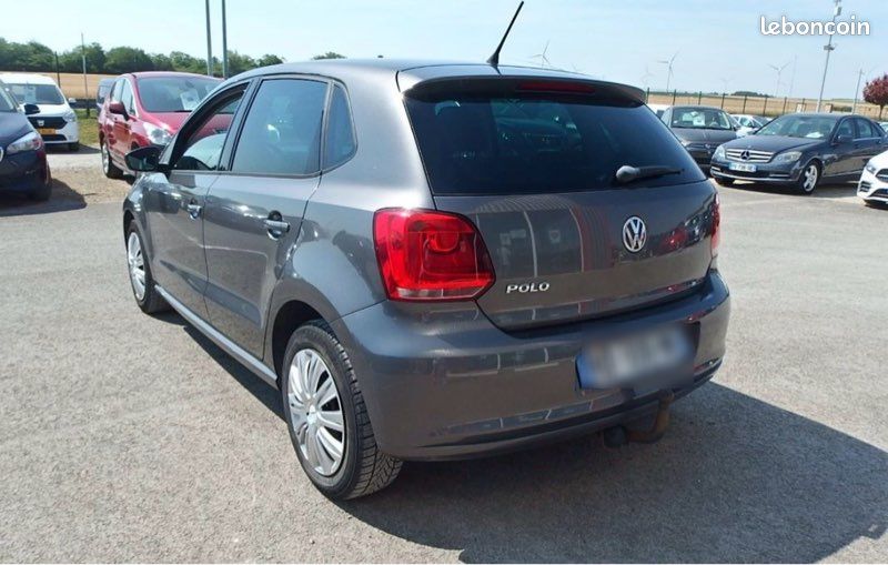 Volkswagen POLO 1.2 TDI 75CH FAP TRENDLINE (image 2)