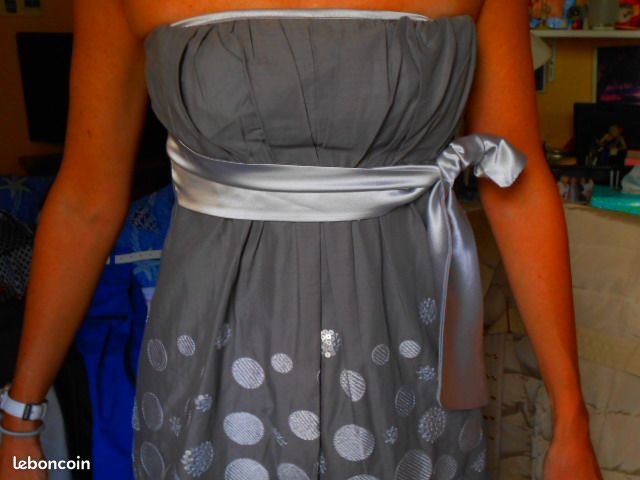 Robe bustier gris et argent+ ronds paillettes T 38 (image 2)