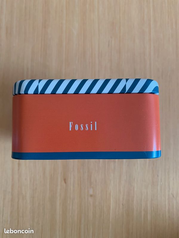 Lot De 12 Boîtes à Bijoux Fossil En Métal - 10x10x5 Cm, Carrées, Neuves Sans étiquette - Référence PKGFJ0014