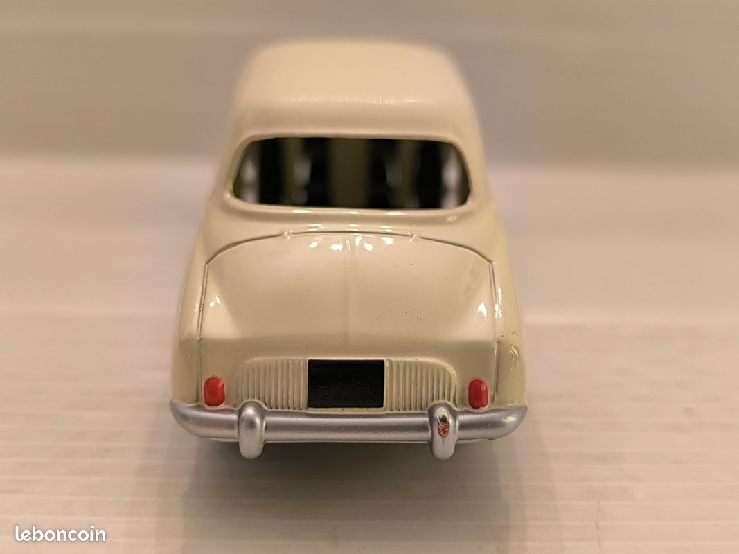 Dinky Toys - 1:43 - ref. 24E Renault Dauphine - Fabriqué en