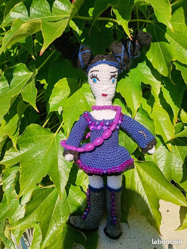 Poupée crochet exclusivement avec l'histoir AlenaSalich des poupées avec histoire (image 1)