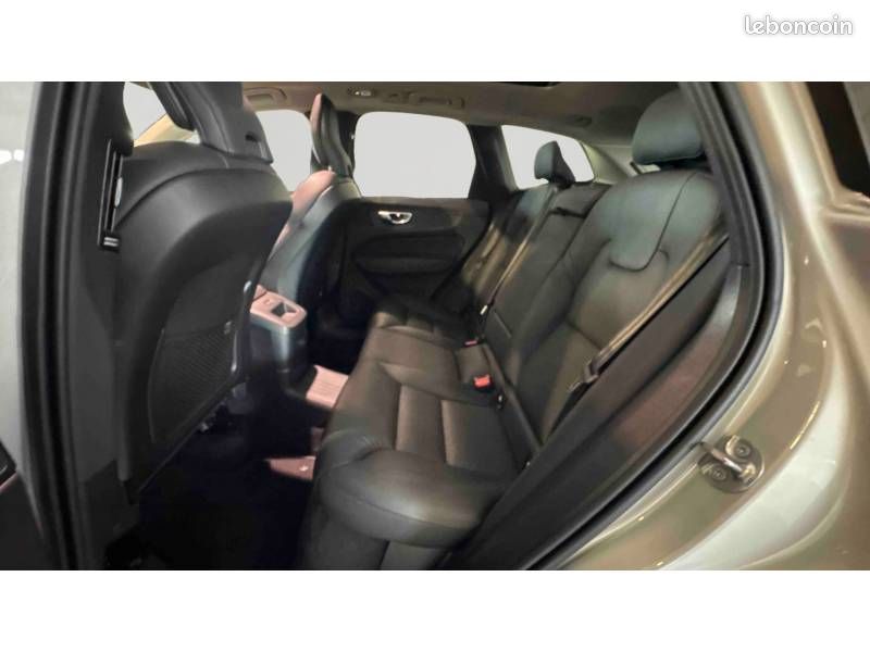 Volvo XC60 T8 AWD Hybride rechargeable 310 ch+145 ch Geartronic 8 Ultra Style Chrome (image 18)