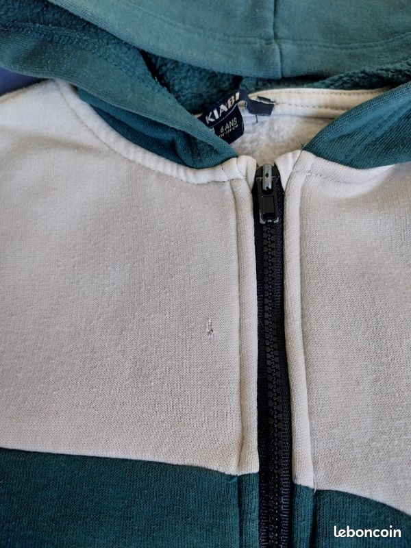 Gilet à capuche 6 ans (image 2)