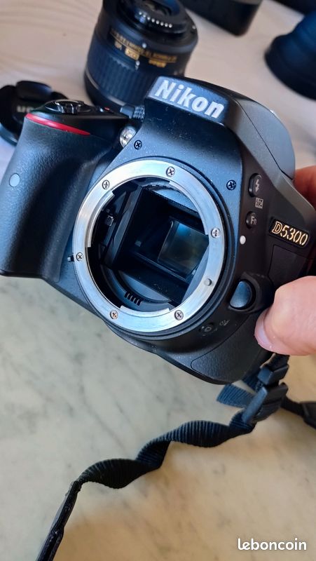 Appareil Photo Nikon D5300 + 18-55mm VR + Sac à dos (image 5)