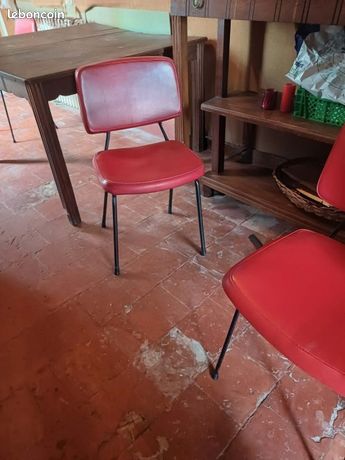 Suite de 6 Chaises en Hêtre et Simili Cuir – 1960 | Antiquités