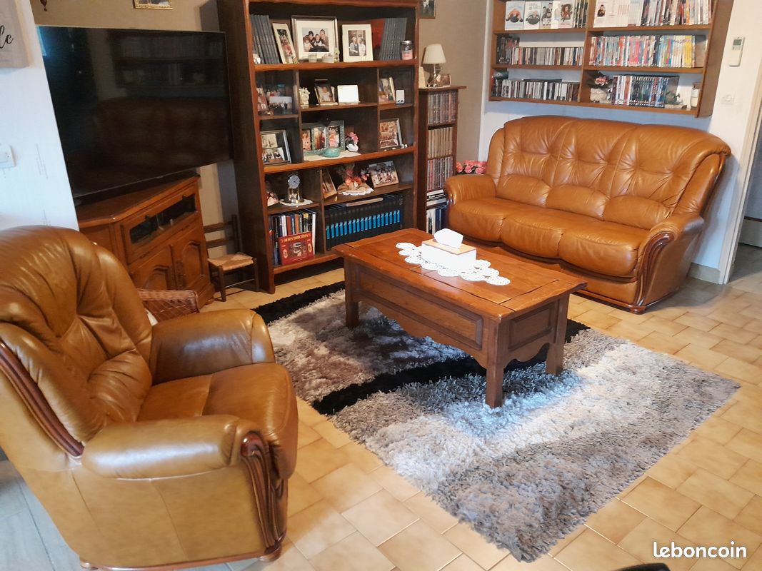 Vide Garage avec Lot de meubles et autres (image 15)