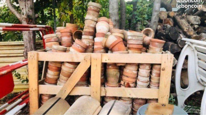 Pot (image 3)