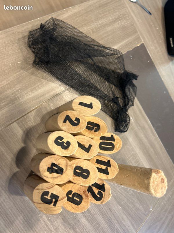 Mölkky Deluxe - Jeux de société - Acheter sur