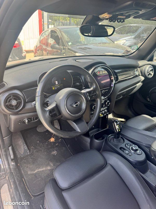 MINI COOPER SE - F56 PHASE 2 - 184cv - ACCIDENTÉ (image 4)