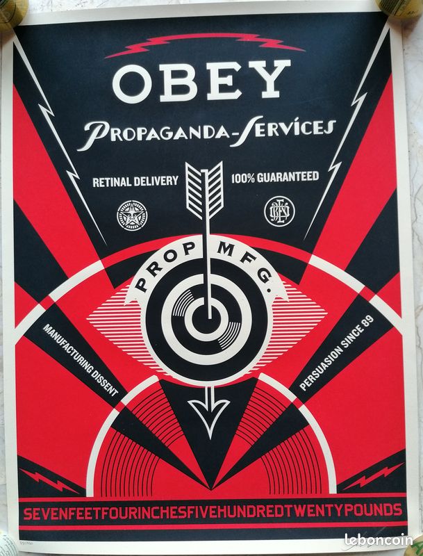 Lithographie de SHEPARD FAIREY, Propaganda Services, Numérotée Signée (image 1)