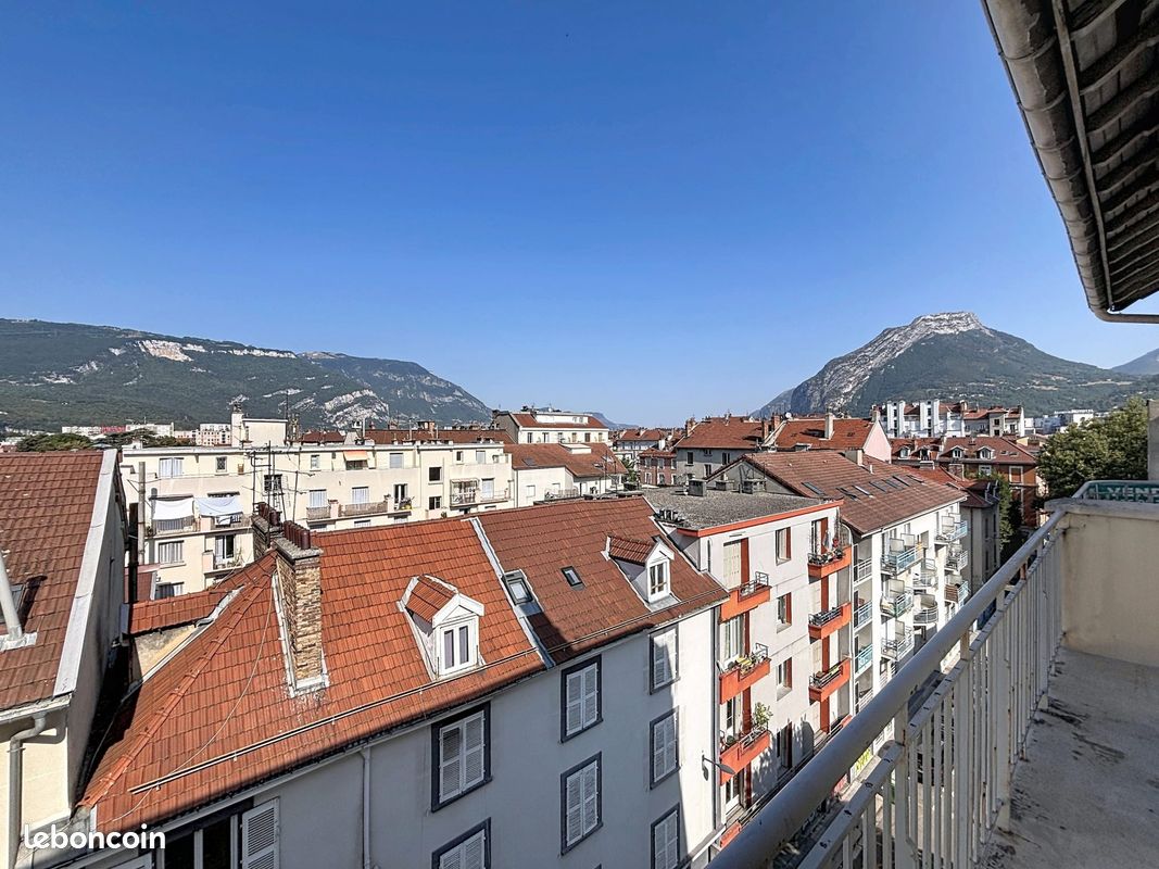 Appartement 1 pièce 37 m² · à Grenoble · 37 m² · 70 000 €