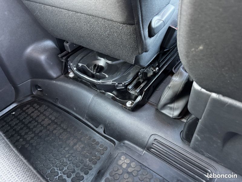 Renault TRAFIC III COMBI L2 2.0 DCI 120CH S&S ZEN 9 PLACES (image 12)