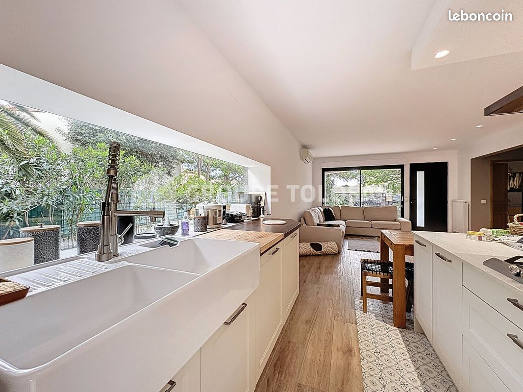 Maison 5 pièces 125 m² · à Sigean · 125 m² · 365 000 €