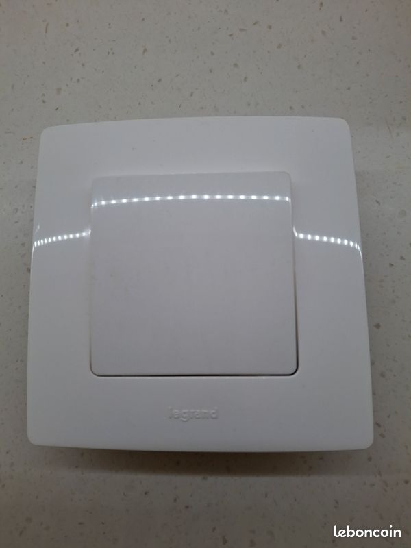 Va-et-vient Legrand blanc brillant (image 1)