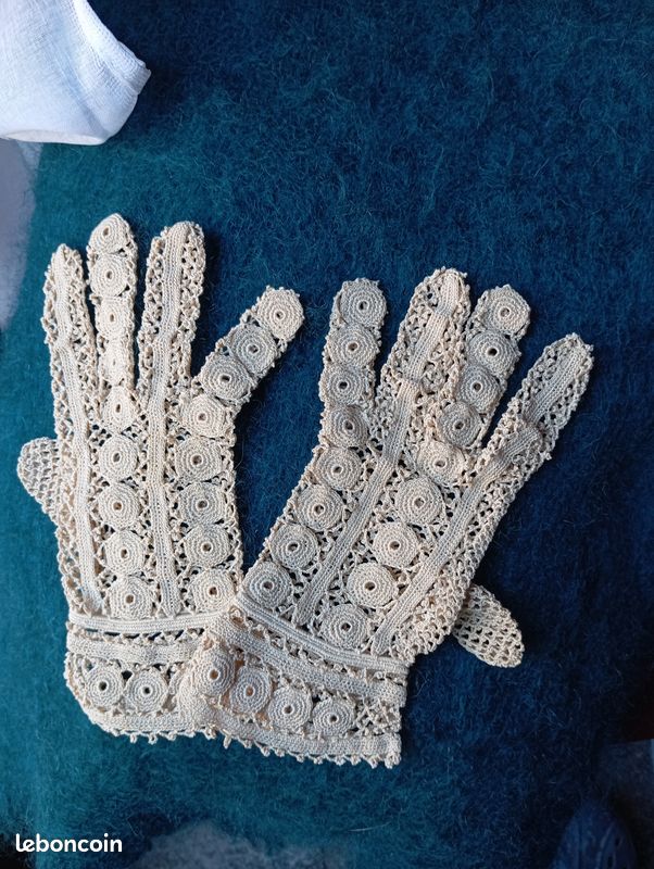Gants Dentelle Au Crochet Vintage – Années 1920 – Rouge – Taille M – Look Victorien