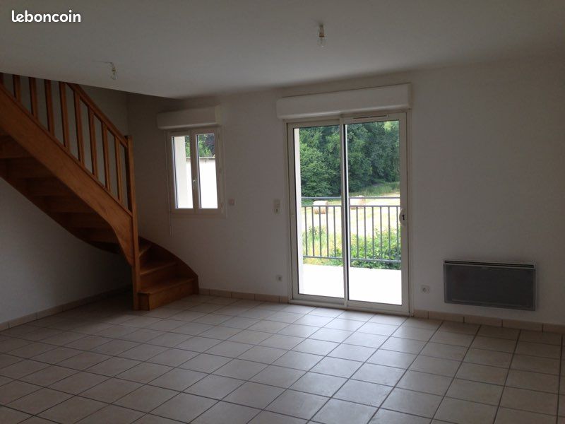 Appartement 3 pièces 65 m² · à Breuil-le-Vert · 65 m² · 820 €
