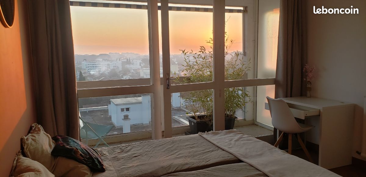 Appartement 3 pièces 92 m² · à Avignon · 92 m² · 420 €/mois