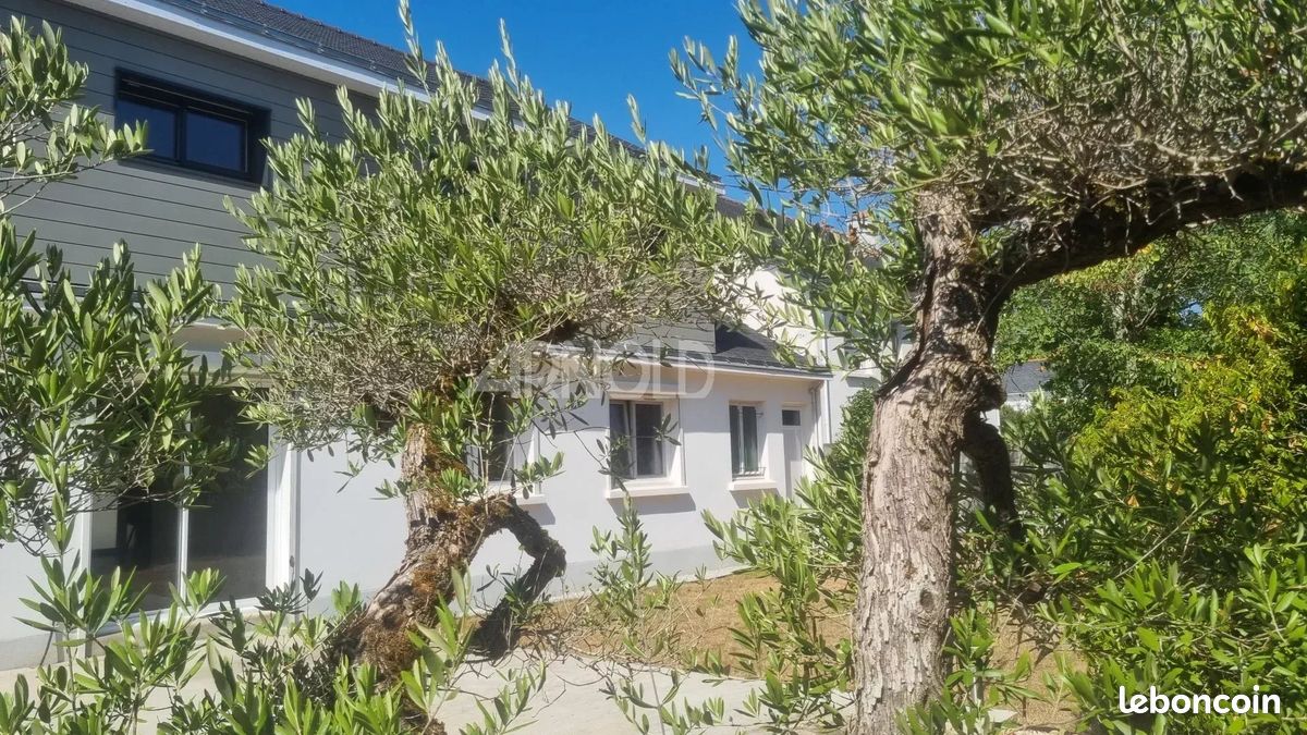 Maison 8 pièces 157 m² · à Nantes · 157 m² · 475 000 €