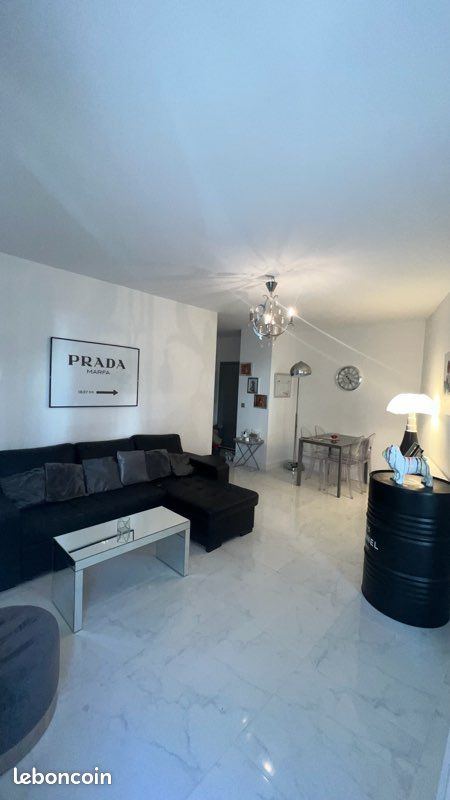 Appartement 3 pièces 64 m² · à Marseille · 64 m² · 290 000 €