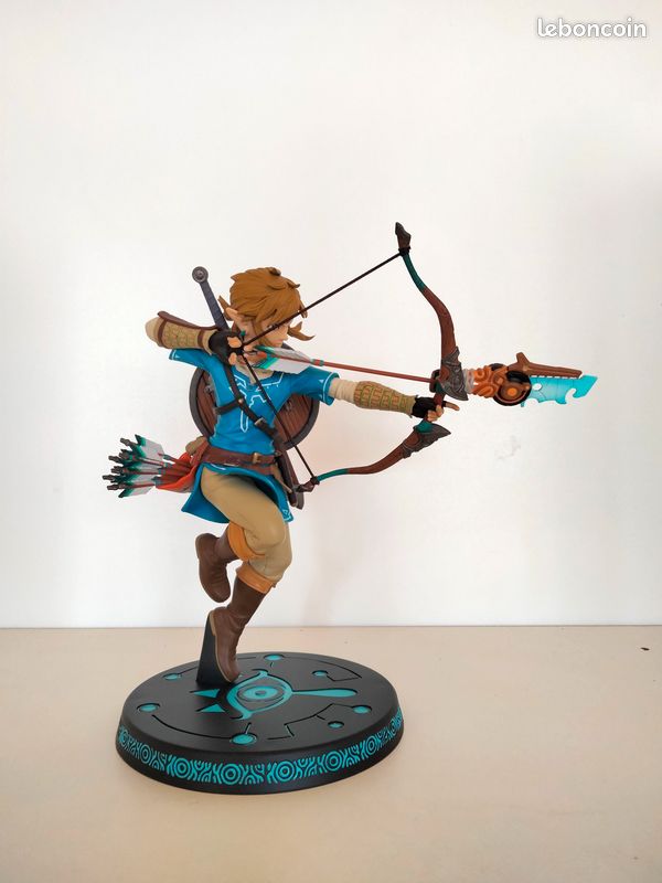 Figurine Collector Link (Zelda) - 38 Cm, 2,2 Kg - Qualité Premium - Neuf (précommande)
