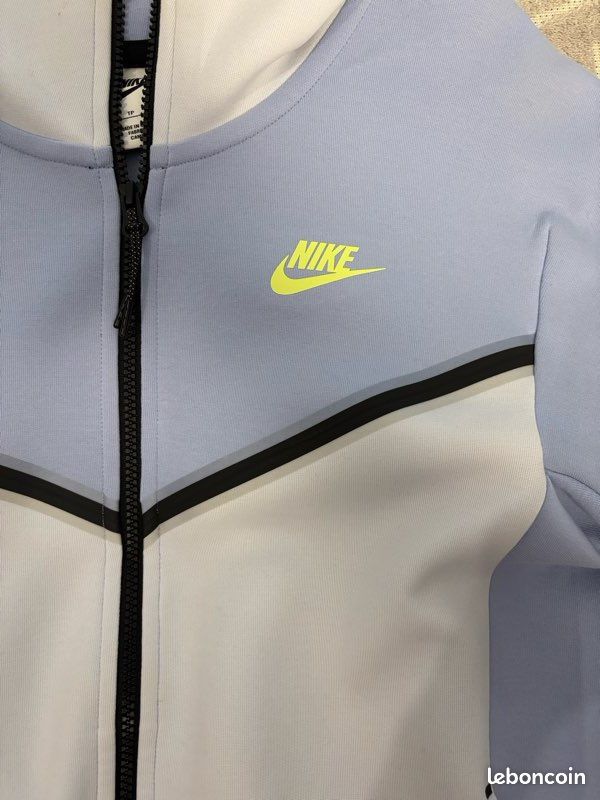 Nike tech (image 3)