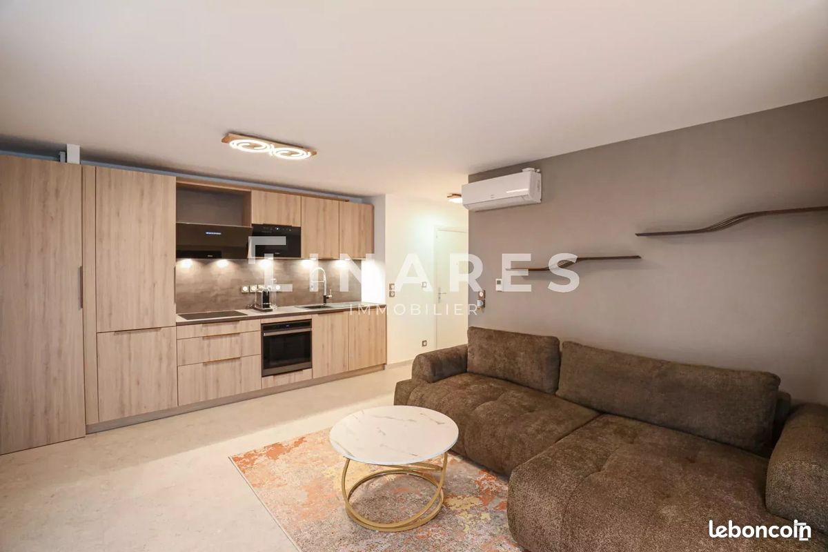 Appartement 2 pièces 60 m² · à Marseille · 60 m² · 2 100 €