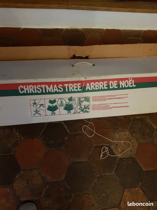 Grand sapin de Noel canadien 1.80 m (image 2)
