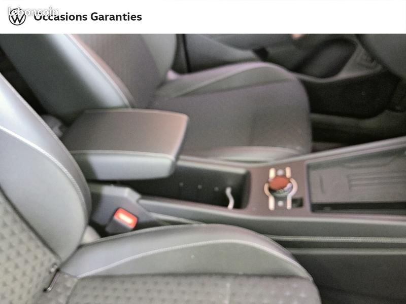 Volkswagen T-Roc 1.5 eTSI 150ch R-Line DSG7 (image 14)