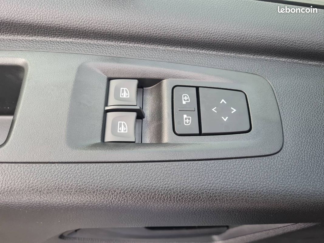 Renault master electrique fgn l2h2 3t5 grande autonomie advance (image 18)