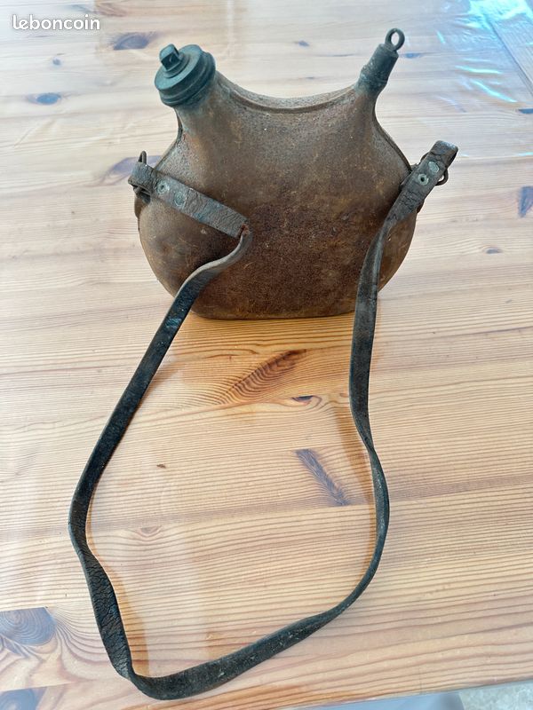 WW1 FRANCE Gourde de Poilu Modèle 1877 avec sa sangle - Collection