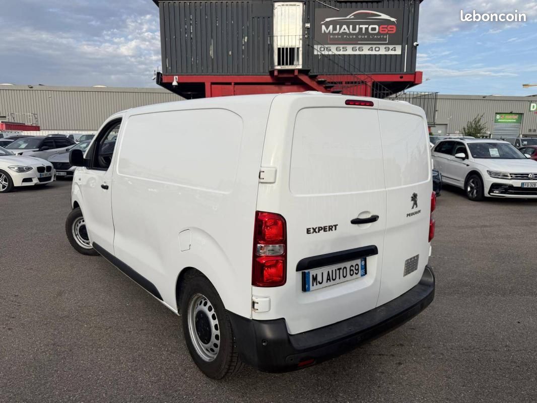 Peugeot Expert III 1.5L BLUEHDI 120cv FOURGON CAMERA GPS STANDARD ASPHALT (image 3)