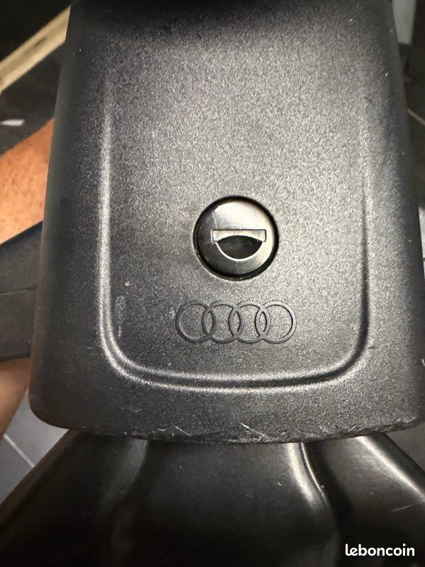 Barre de toit Audi A1 + Coffre (image 2)