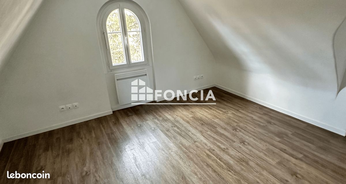 Appartement 2 pièces 27 m² · à Chelles · 27 m² · 858 €/mois