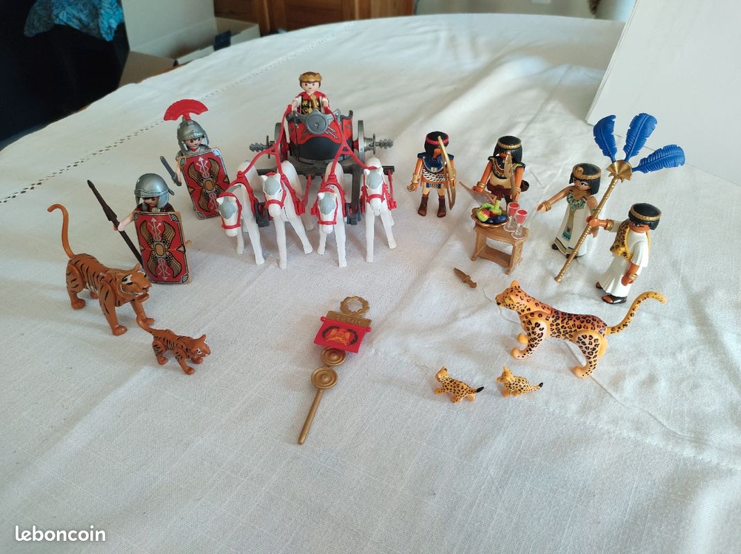 Playmobil César en quadrige ( rare ) et Cléopatre (image 1)
