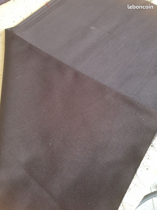 Coupon tissu pour jupe (image 1)