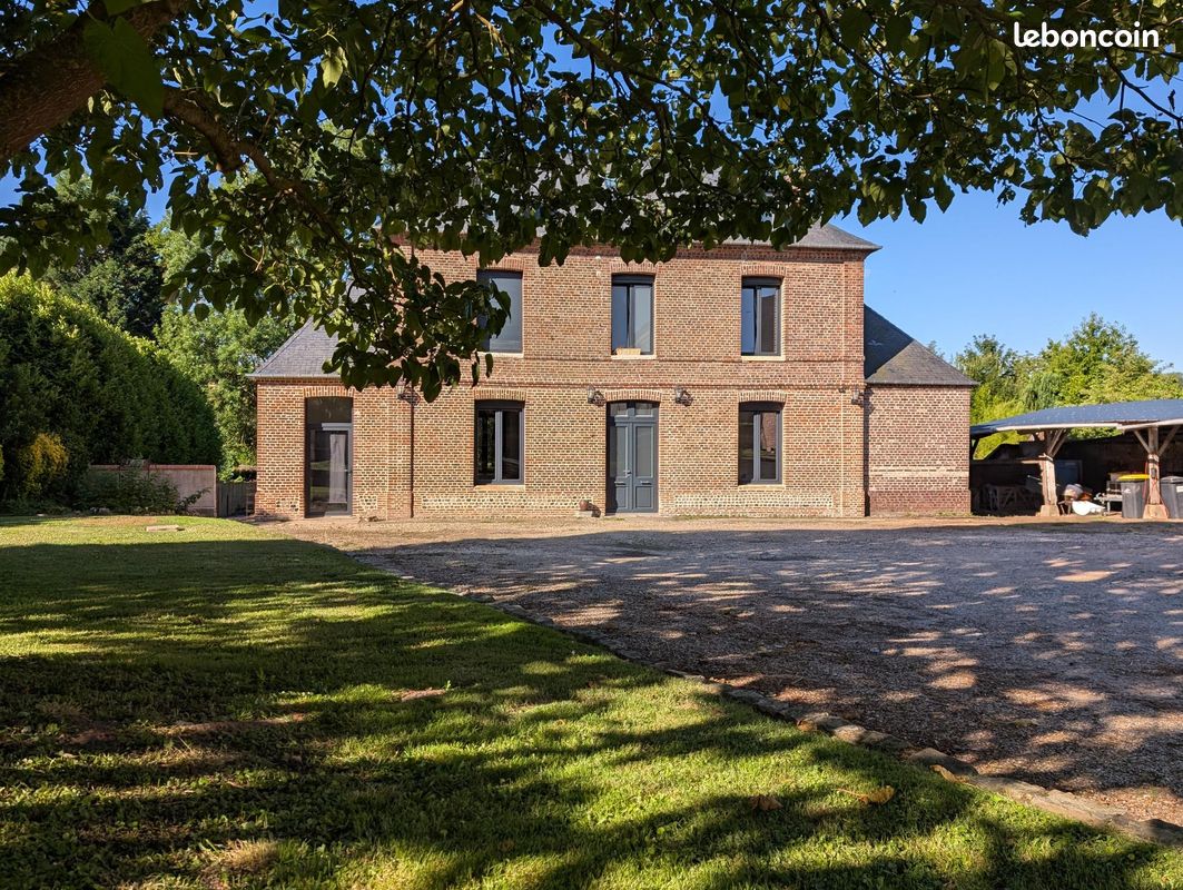 Maison 6 pièces 160 m² · à Saint-Vaast-d'Équiqueville · 160 m² · 399 000 €