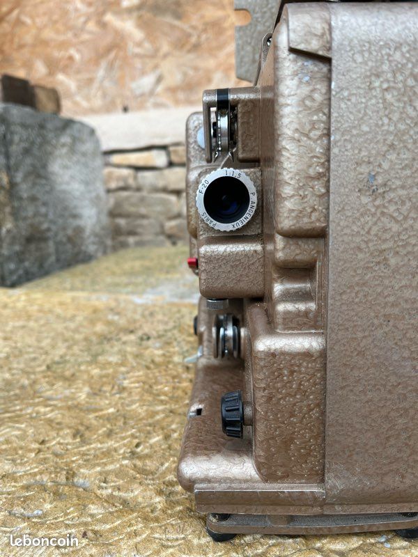 PROJECTEUR POUR FILM 8mm vintage Heurtier PS8 EUR 20,00 - FR