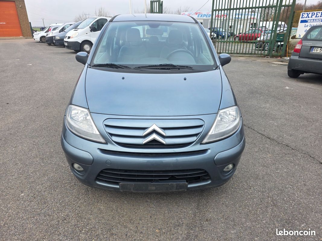 Citroën C3 1.4 HDI EXCLUSIVE 68CV BOITE AUTO (image 16)