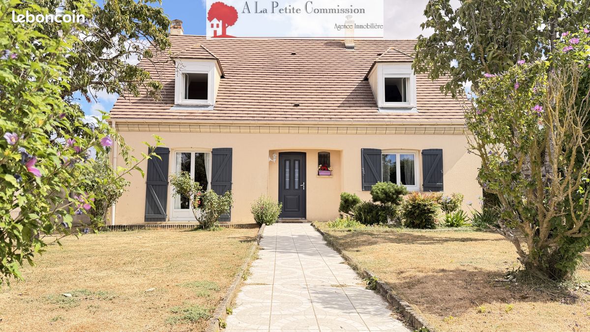 Maison 6 pièces 122 m² · à Chartres · 122 m² · 284 625 €