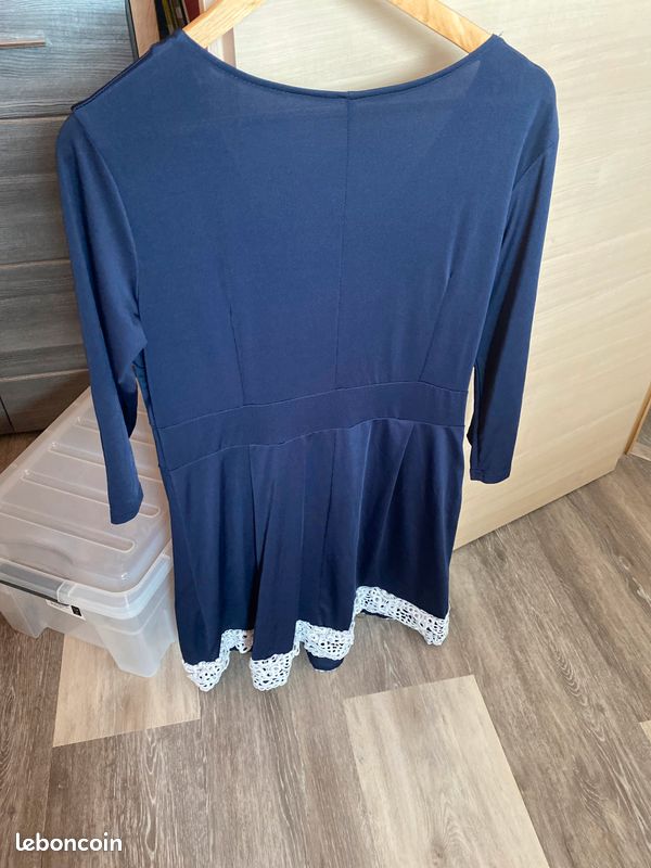 Robe (image 3)