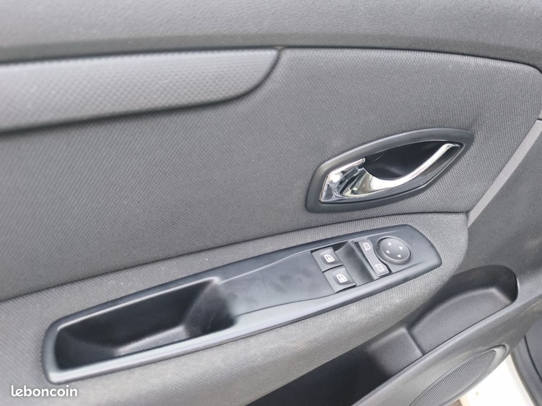 RENAULT SCENIC III TCe 115 Expression Energy GARANTIE 12 MOIS (image 16)