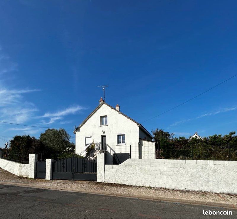 Maison 4 pièces 97 m² · à Busloup · 97 m² · 137 000 €