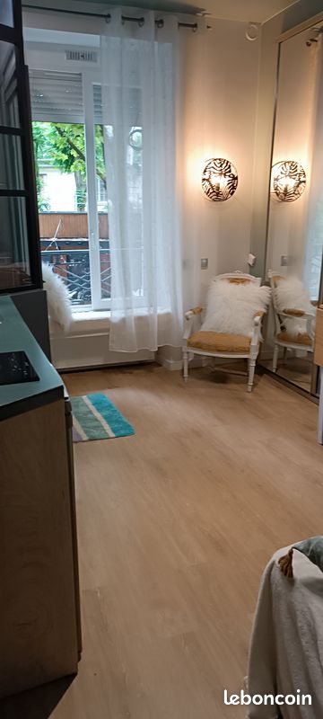 Appartement 1 pièce 11 m² · à Paris · 11 m² · 900 €