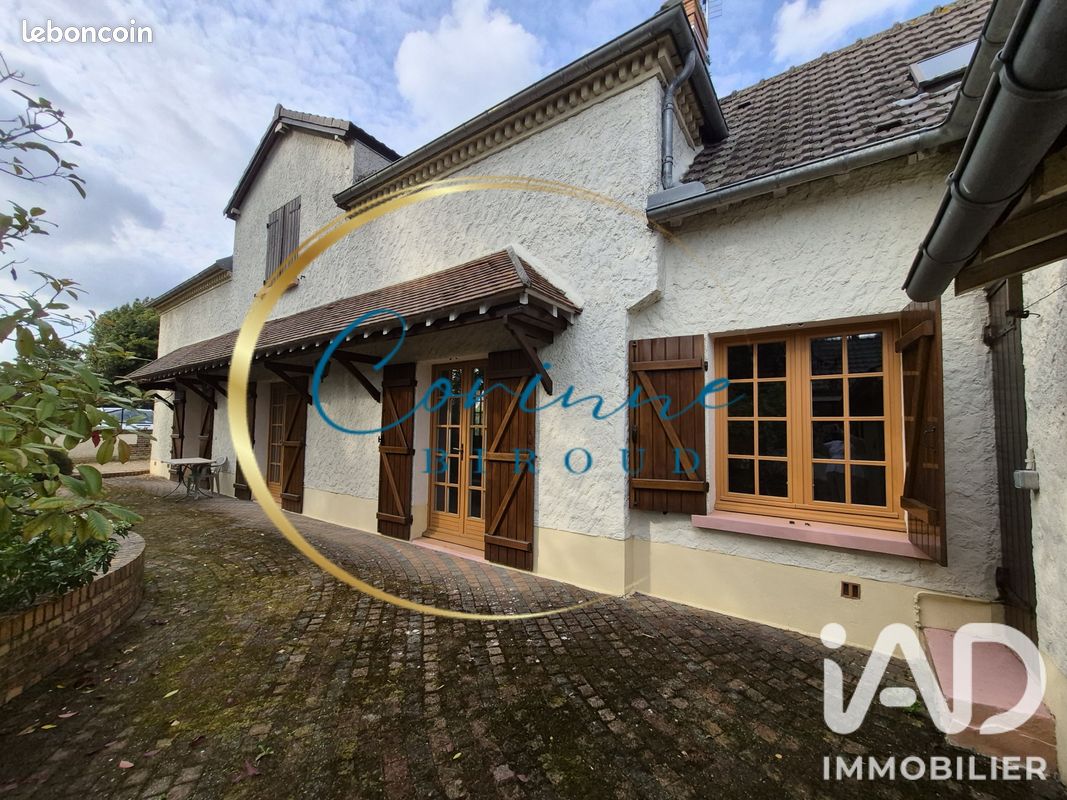 Maison 6 pièces 116 m² · à Saint-Crépin-Ibouvillers · 116 m² · 292 000 €