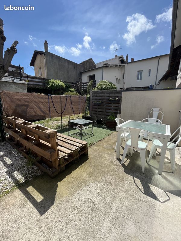 Appartement 3 pièces 55 m² · à Serrières · 55 m² · 695 €/mois