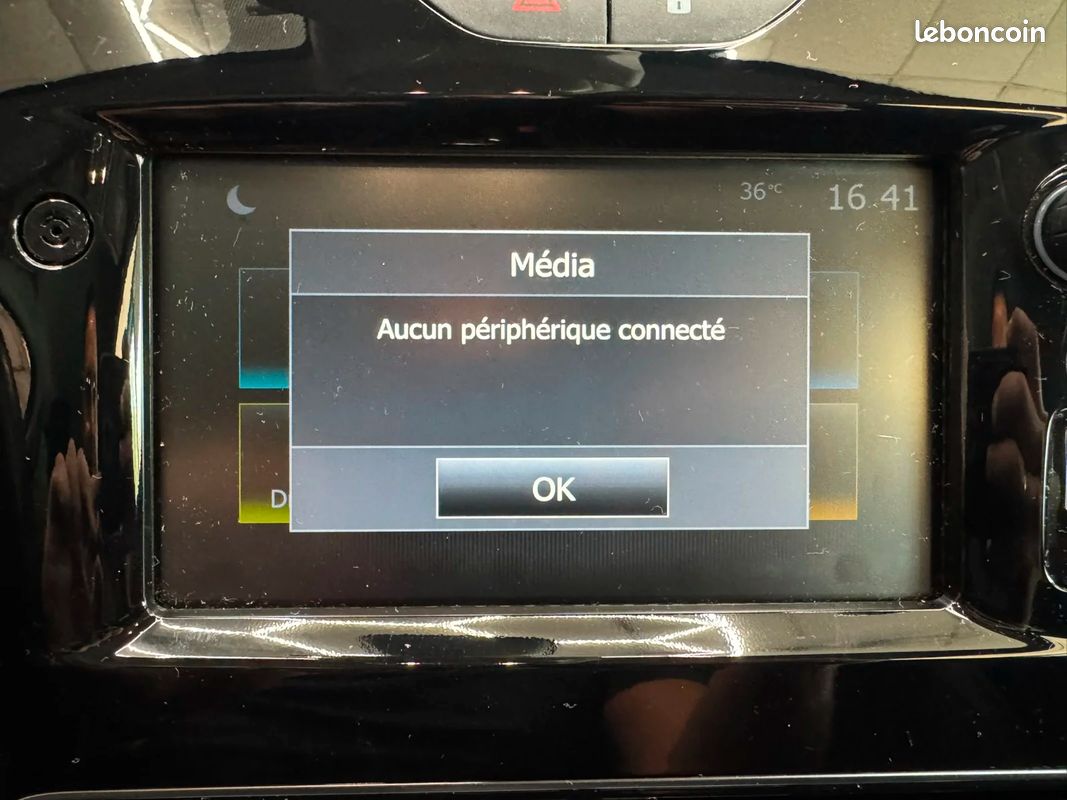 Renault clio iv 0.9 tce 90 intens (image 36)