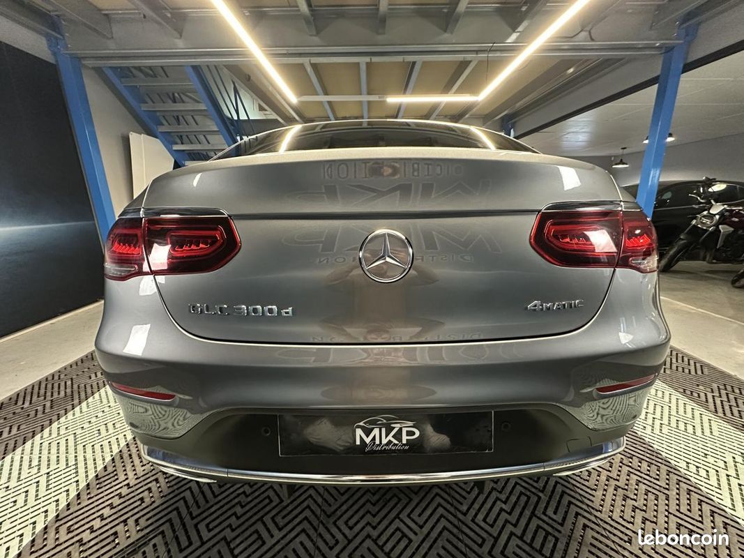 MERCEDES-BENZ GLC COUPE 2.0 300 D 245 AMG LINE 9G-Tronic (image 5)
