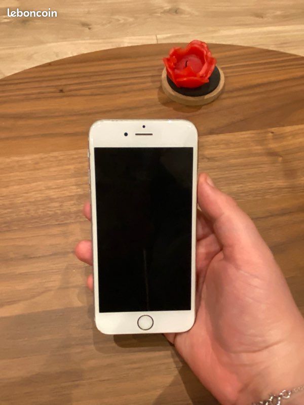 IPhone 6s (image 4)